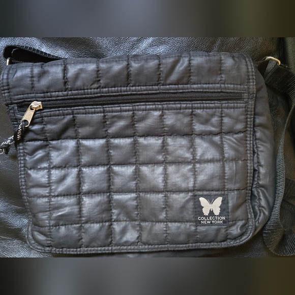 New York Collection Quilted Black Midi Messenger Crossbody Bag 12"×10"×3 - Picture 2 of 7